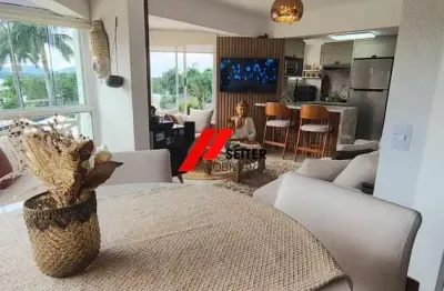 Casa em condomínio fechado no bairro lagoa da conceição em florianópolis.