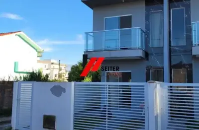Casa geminada à venda no bairro campeche em florianópolis