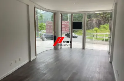Ponto comercial com 1 sala à venda no Córrego Grande, Florianópolis 