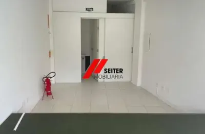 Ponto comercial com 1 sala à venda no Córrego Grande, Florianópolis 