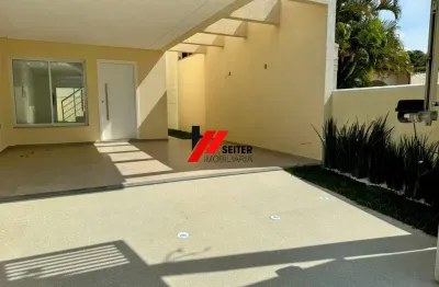 Linda casa duplex de 2 quartos a venda nos ingleses possui 133m2