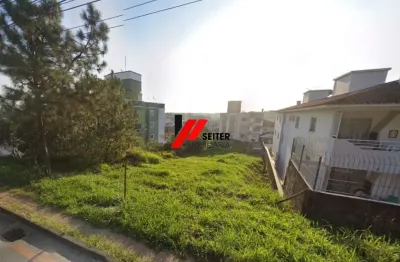 Terreno à venda no Potecas, São José 