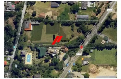 Terreno à venda no bairro ingleses do rio vermelho no norte da ilha