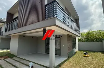 Casa à venda em florianópolis-sc, bairro campeche: 3 quartos, 2 suítes, 3 salas, 3 banheiros, 1 vaga de garagem, 182m² de área.