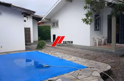 Casa com 4 quartos à venda no Itacorubi, Florianópolis 