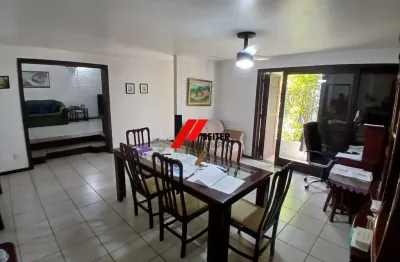 Casa a venda na carvoeira com área total de 364m com viabilidade para prédio de 5 andares
