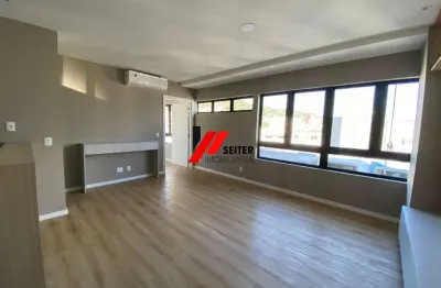 Sala comercial com 1 sala para alugar no Centro, Florianópolis 