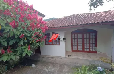 Casa com 4 quartos à venda no Monte Verde, Florianópolis 