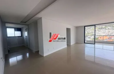Apartamento com 3 quartos à venda na Agronômica, Florianópolis 