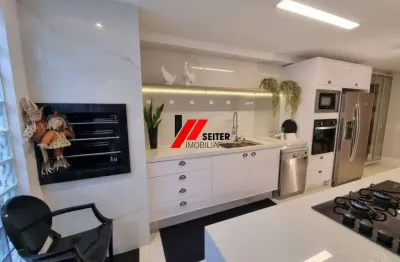 Casa comercial com 2 salas à venda no Centro, Florianópolis 