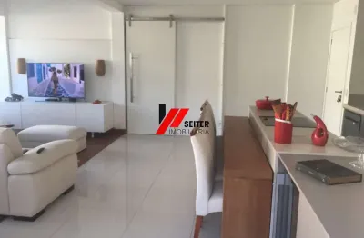 Cobertura com 2 quartos para alugar no Itacorubi, Florianópolis 