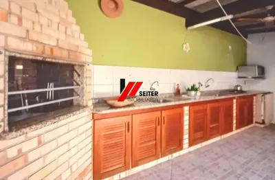 Casa com 3 quartos à venda na Trindade, Florianópolis 