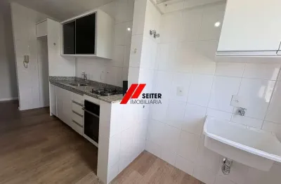 Apartamento para alugar com 2 dormitórios carvoeira florianópolis