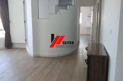 Cobertura para locação com 3 dormitórios em carvoeira florianópolis