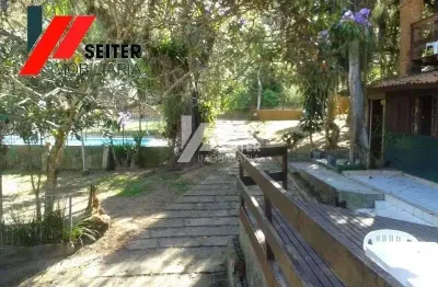Casa com 5 quartos à venda na Trindade, Florianópolis 
