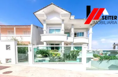 Casa de alto padrão à venda no bairro itaguaçu em florianópolis