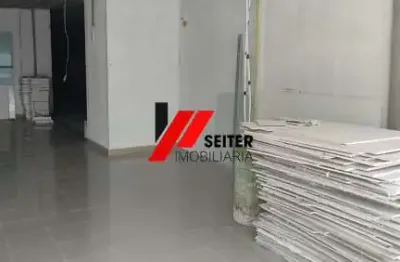 Ponto comercial com 1 sala para alugar na Agronômica, Florianópolis 