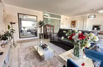 Apartamento com 3 quartos à venda na Rua 600, 320, Centro, Balneário Camboriú