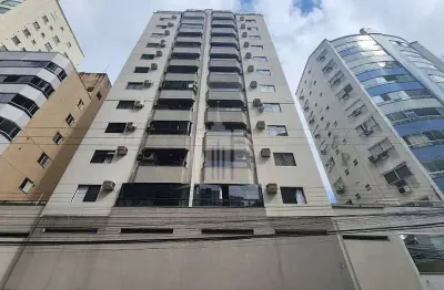 More em uma região super central de balneário camboriú