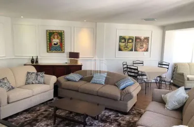 Cobertura duplex com 3 dormitorios sendo 2 suítes no centro em balneário camboriú