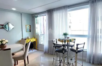 Apartamento com 3 dormitórios sendo 1 suíte e 2 vagas de garagem no centro em balneário camboriú