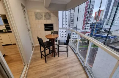 Apartamento com ampla sacada com churrasqueira, proximo ao passeio san miguel