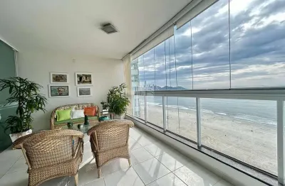 Apartamento frente mar com 3 dormitórios sendo 1 suíte e 1 vaga no centro de balneário camboriú