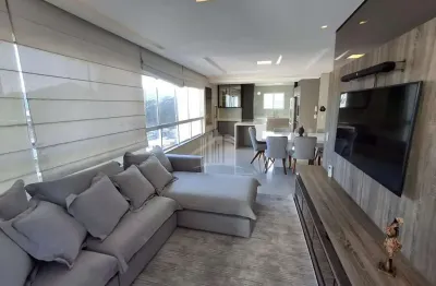 Apartamento mobiliado no ed. aguas do iguaçu com 03 suítes e 03 vagas no pioneiros em balneário camboriú