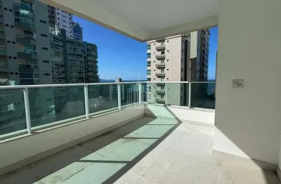 Apartamento quadra mar em meia praia, com 3 suítes e 3 vagas de garagem em itapema