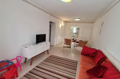 Apartamento a 100 metros da praia de balneário camboriú, com 2 dormitórios