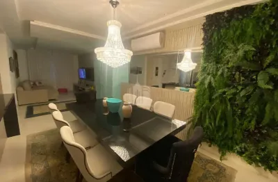 Apartamento alto padrão mobiliado e decorado no pontal norte