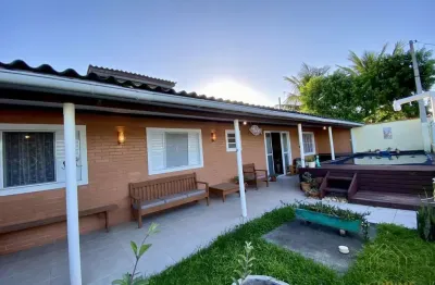 Casa com 4 quartos à venda no Campeche, Florianópolis 