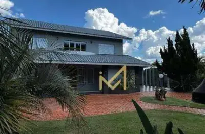 Sobrado com 05 suítes. todo mobiliado. marina village/ condomínio marinas de boa vista