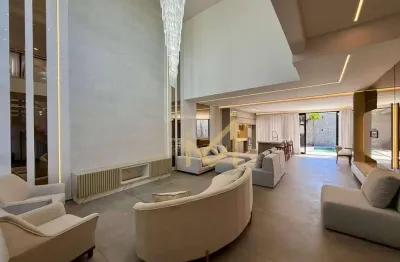 Sobrado à venda, 300 m² por R$ 3.800.000,00 - Tropical  - Cascavel/PR