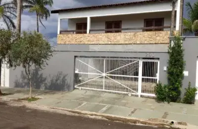Casa com 4 quartos para alugar na Rua Tenente-Brigadeiro José Vicente de Paula Faria Lima, 290, Jardim Imperador, Araraquara, 259 m2 por R$ 4.400