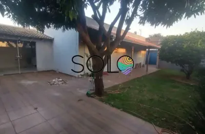 Casa com 3 quartos à venda no Jardim Indaiá, Araraquara 