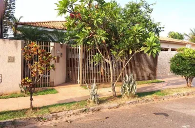 Casa com 3 quartos à venda no jardim imperador, araraquara , 217 m2 por r$ 600.000