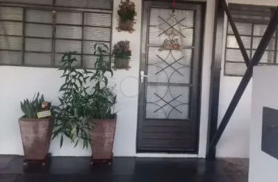 Casa com 2 quartos à venda no Jardim Santa Júlia (Vila Xavier), Araraquara 