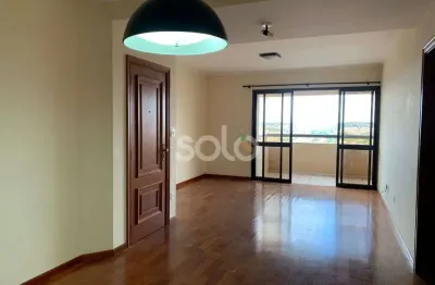 Apartamento com 3 quartos para alugar no Centro, Araraquara 