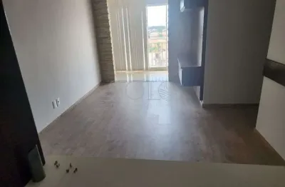 Lindo apartamento todo reformado recentemente, excelente localizacao na vila xavier