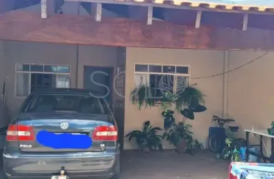 Casa com 2 quartos à venda no Parque Laranjeiras, Araraquara 