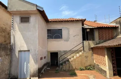 Casa a venda no coracao da vila xavier , otimo ponto comercial