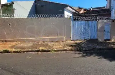 Casa com 3 quartos à venda no Parque Laranjeiras, Araraquara 
