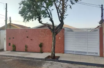 Casa com 3 quartos à venda na Vila Independência, Araraquara 