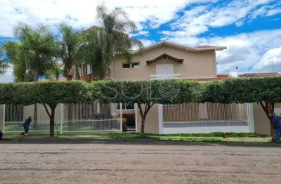 Sobrado maravilhoso localizado no jd aranga. imovel impecavel para atender sua familia, seu conforto, lazer e ate seu negocio.