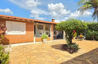 Casa com 3 quartos à venda na Vila Harmonia, Araraquara 