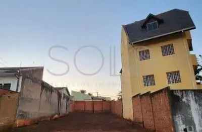 Terreno à venda na Avenida Luiz Raia, Vila Suconasa, Araraquara