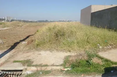 O bairro e planejado e possui boa infraestrutura urbana, o que confere mais estabilidade e valorizacao ao investimento.