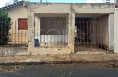 Casa com 3 quartos à venda no Centro, Araraquara 