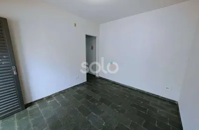 Casa com 1 quarto para alugar na Avenida Feijó, 1309, Centro, Araraquara por R$ 820